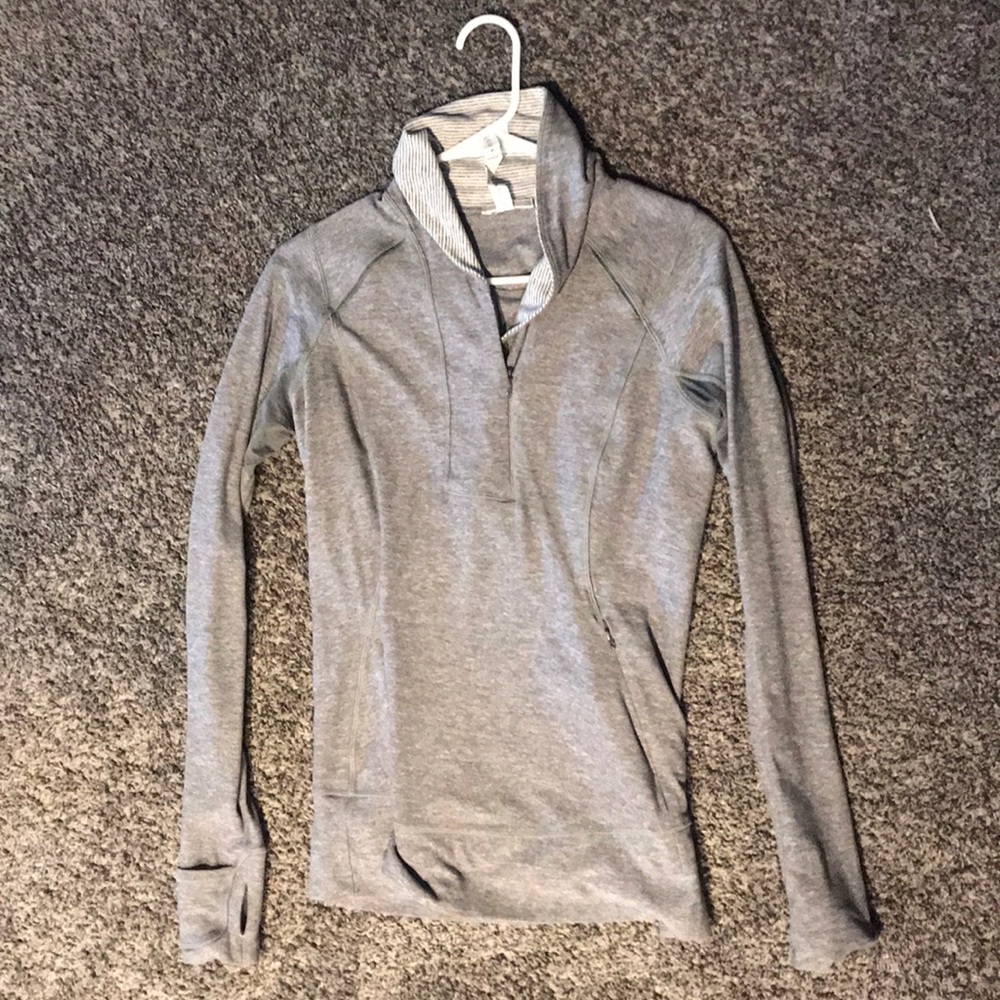 Lululemon top